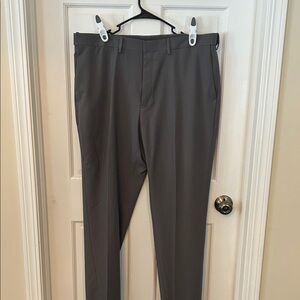 Haggar Premium Classic Fit Trousers in Charcoal